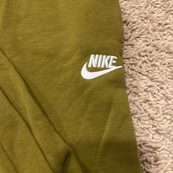 Nike Sweat Pants - Picture 2 of 3